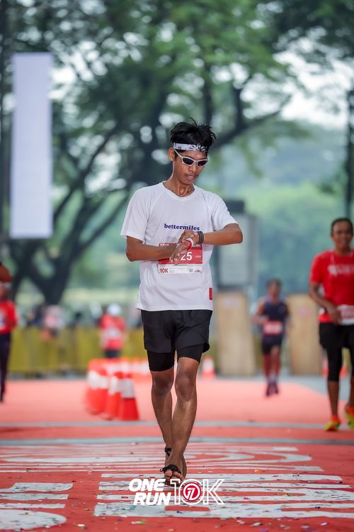 Race photo from ONE RUN 10K 2025