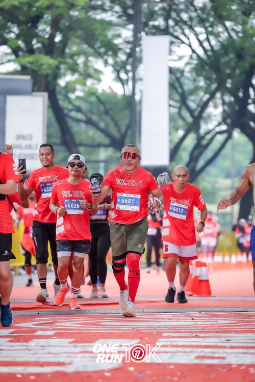 Race photo from ONE RUN 10K 2025