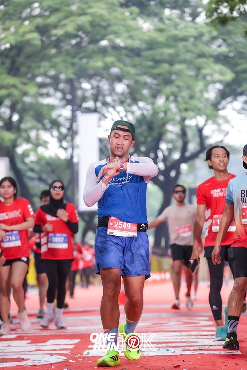 Race photo from ONE RUN 10K 2025