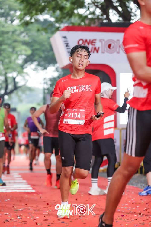 Race photo from ONE RUN 10K 2025