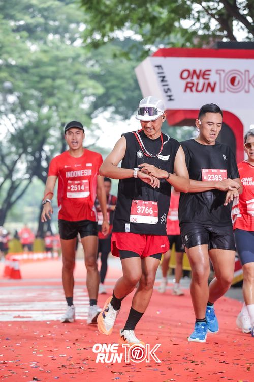 Race photo from ONE RUN 10K 2025
