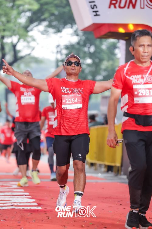 Race photo from ONE RUN 10K 2025