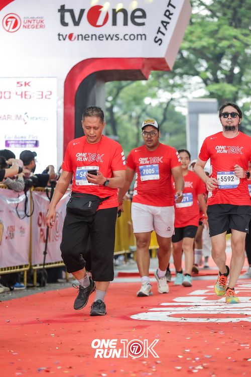 Race photo from ONE RUN 10K 2025