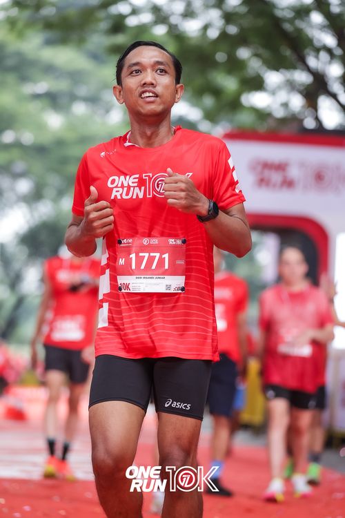 Race photo from ONE RUN 10K 2025