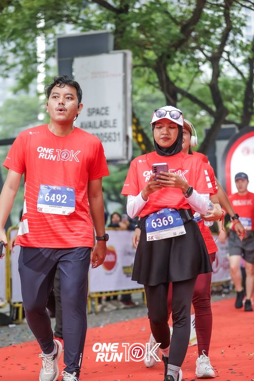 Race photo from ONE RUN 10K 2025