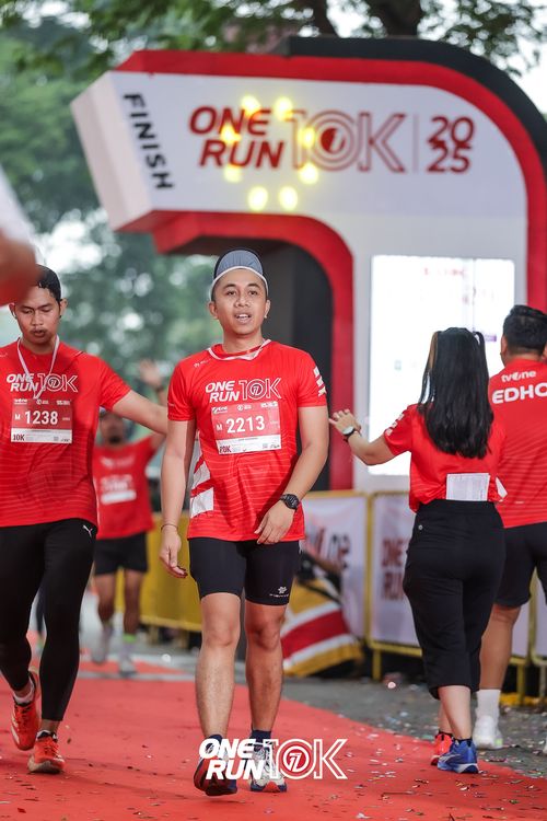 Race photo from ONE RUN 10K 2025