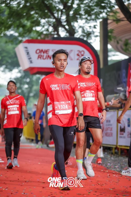 Race photo from ONE RUN 10K 2025