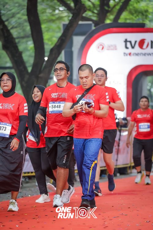 Race photo from ONE RUN 10K 2025