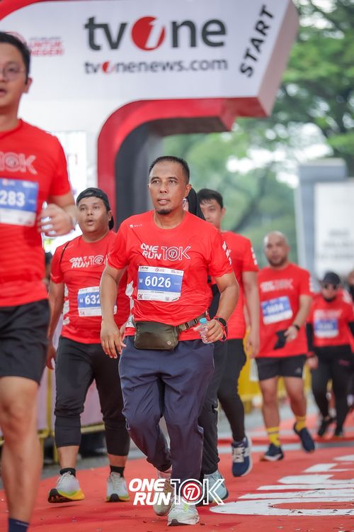 Race photo from ONE RUN 10K 2025
