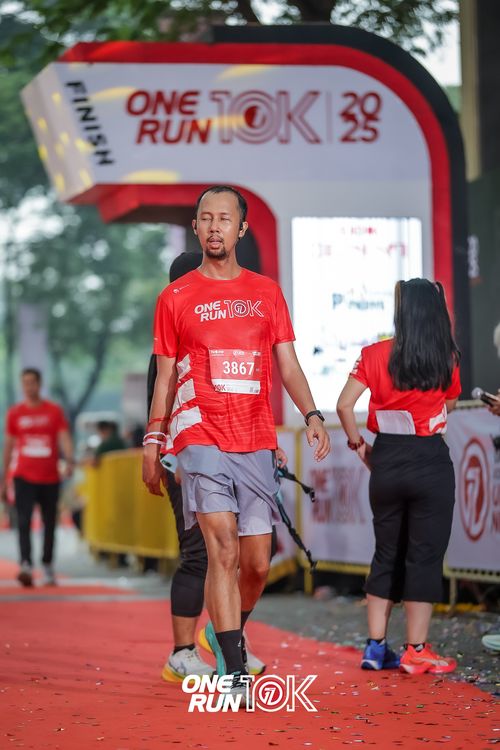 Race photo from ONE RUN 10K 2025