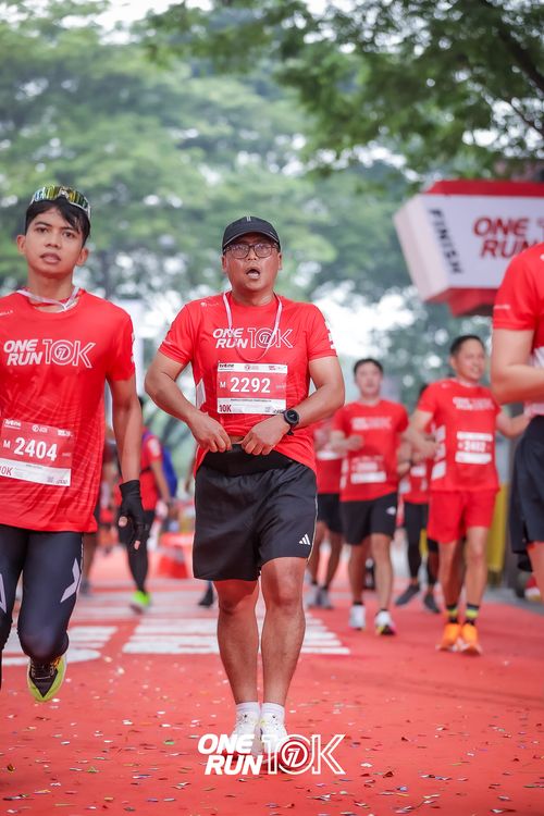 Race photo from ONE RUN 10K 2025