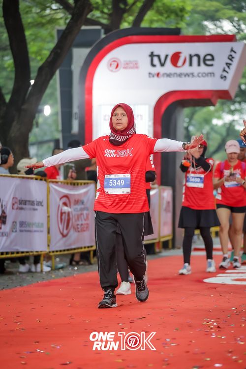Race photo from ONE RUN 10K 2025