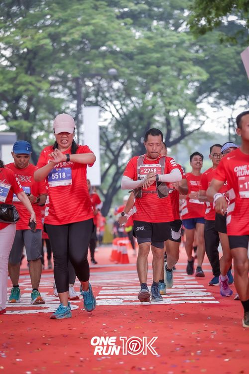 Race photo from ONE RUN 10K 2025