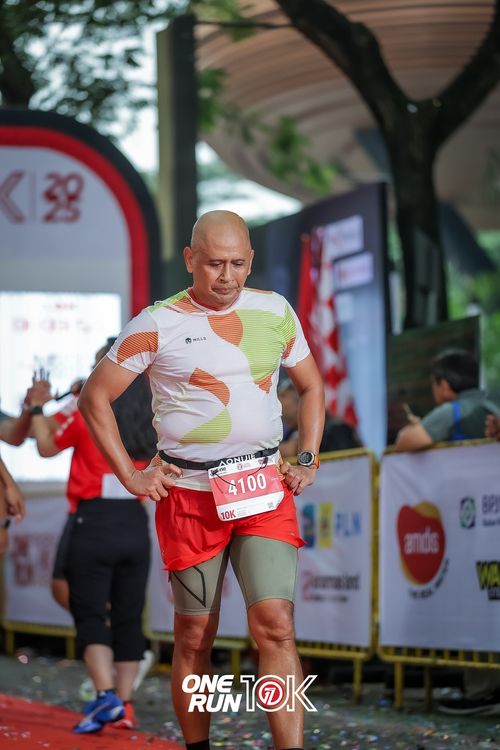Race photo from ONE RUN 10K 2025