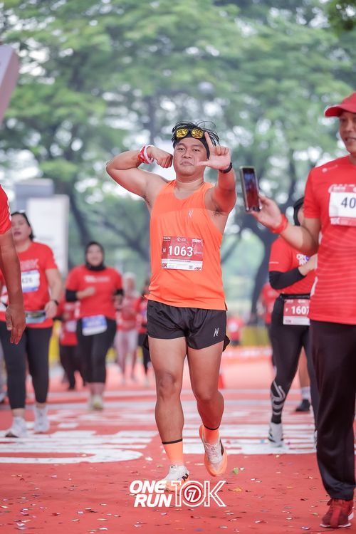Race photo from ONE RUN 10K 2025
