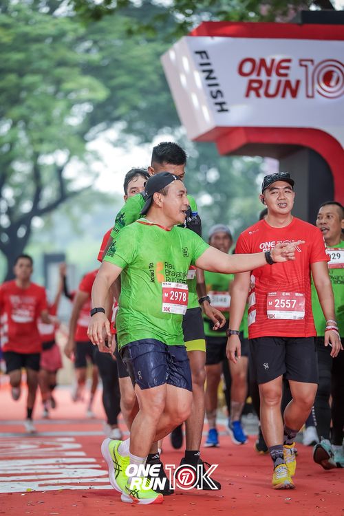 Race photo from ONE RUN 10K 2025