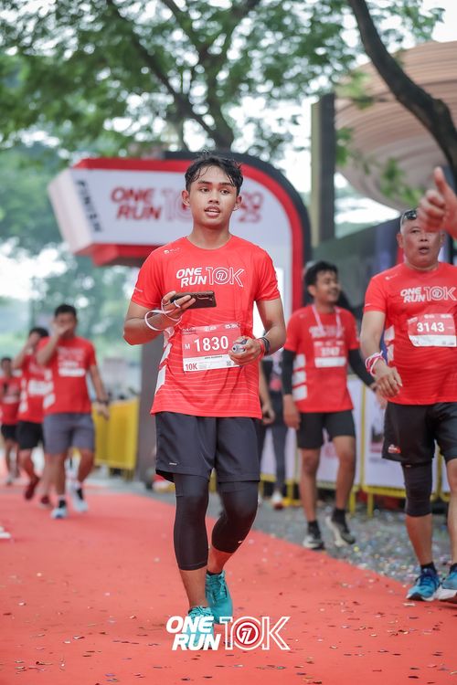 Race photo from ONE RUN 10K 2025