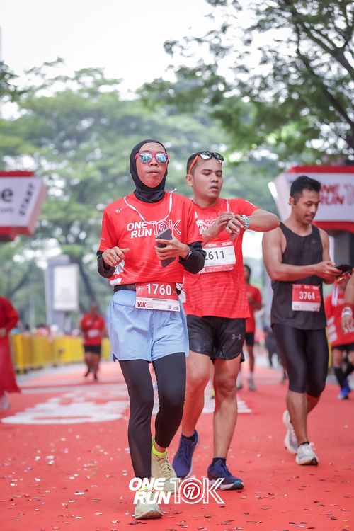Race photo from ONE RUN 10K 2025
