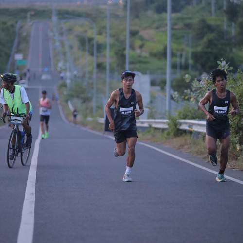 Race photo from KEDIRI HALF MARATHON 2026