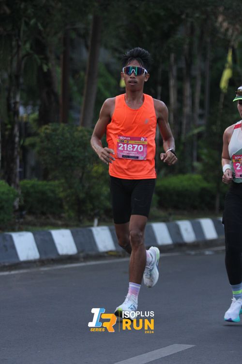Race photo from Isoplus Run 2024 Surabaya