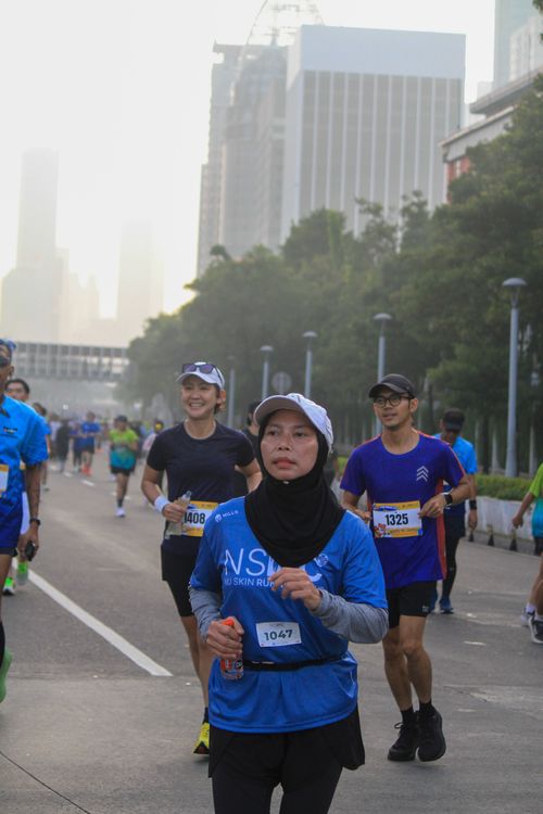 Race photo from NU SKIN RUNNING CLUB