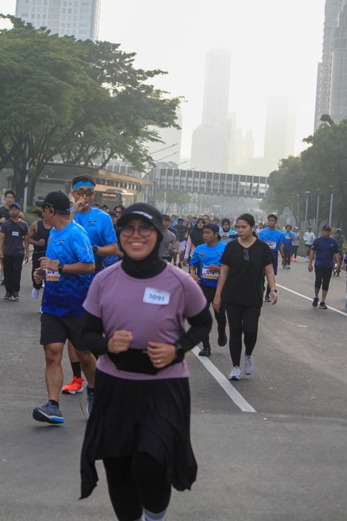 Race photo from NU SKIN RUNNING CLUB