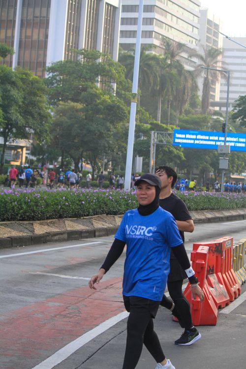 Race photo from NU SKIN RUNNING CLUB