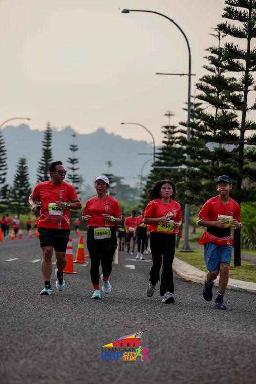 Race photo from CISANGKAN KBP CITY RUN 2025