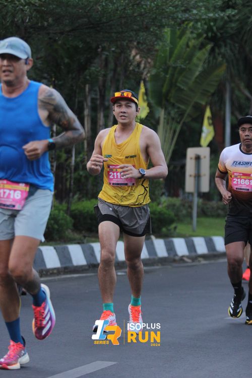 Race photo from Isoplus Run 2024 Surabaya