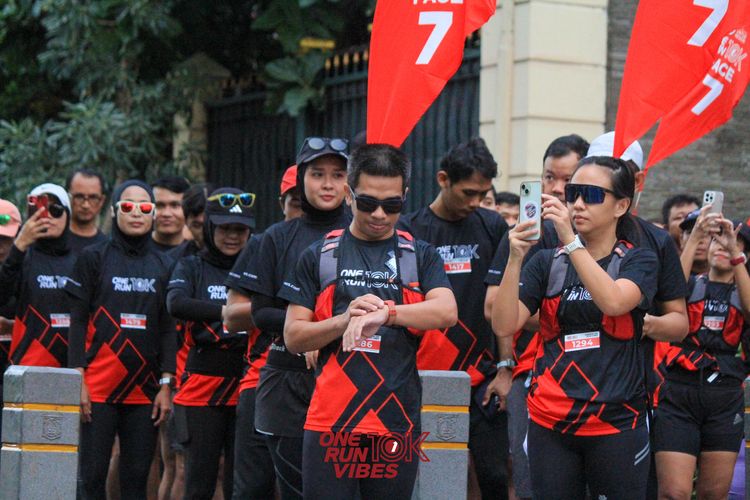 Race photo from ONE RUN 10K VIBES JAKARTA