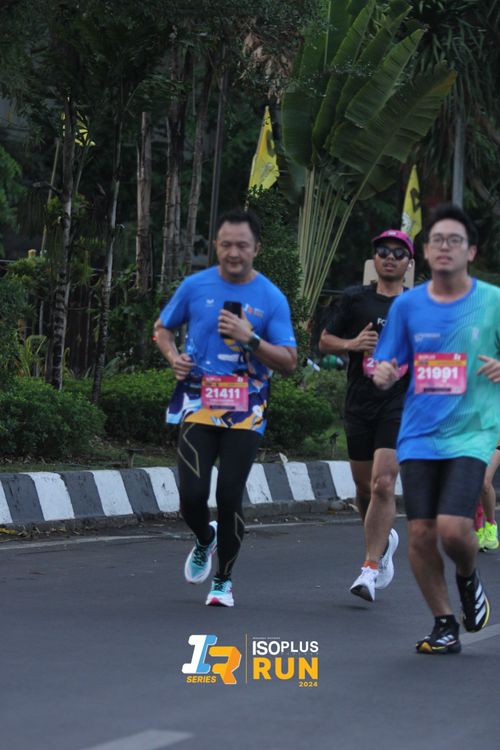 Race photo from Isoplus Run 2024 Surabaya