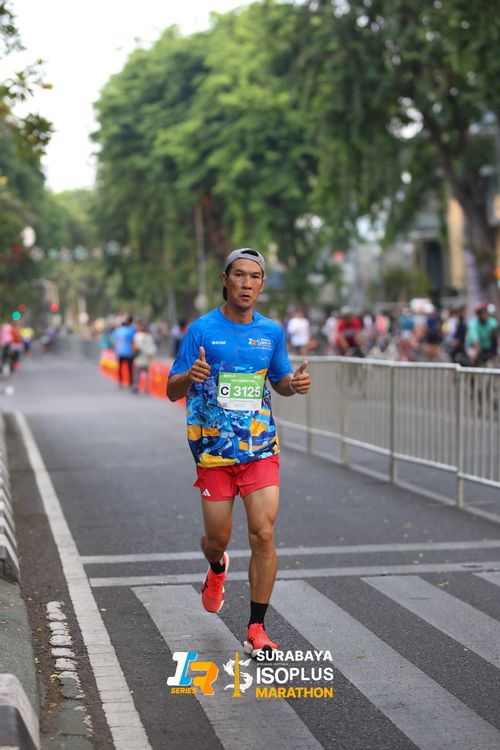 Race photo from SURABAYA ISOPLUS MARATHON 2025