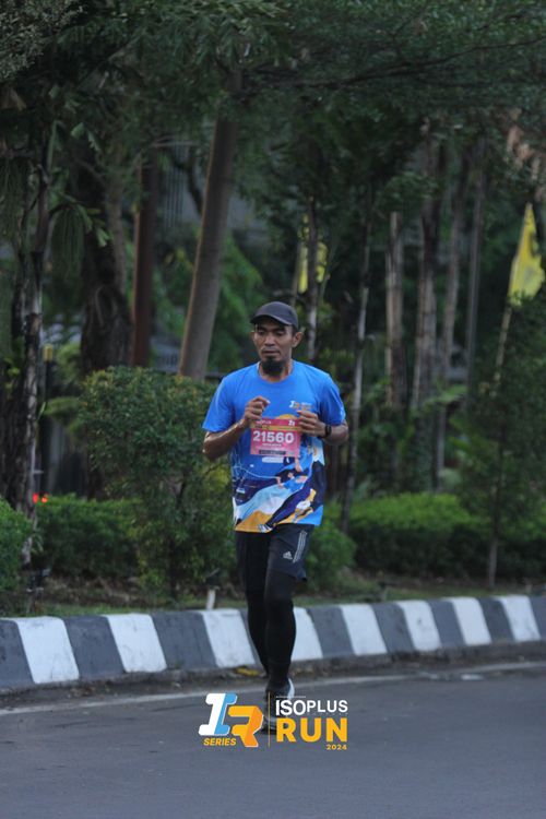 Race photo from Isoplus Run 2024 Surabaya