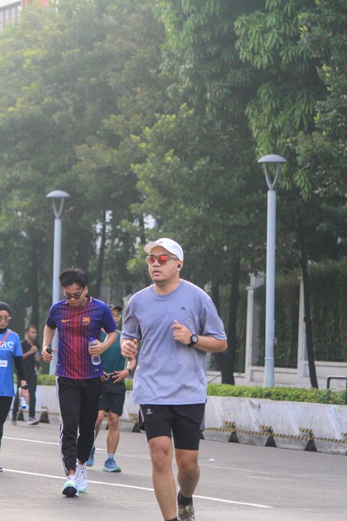 Race photo from NU SKIN RUNNING CLUB