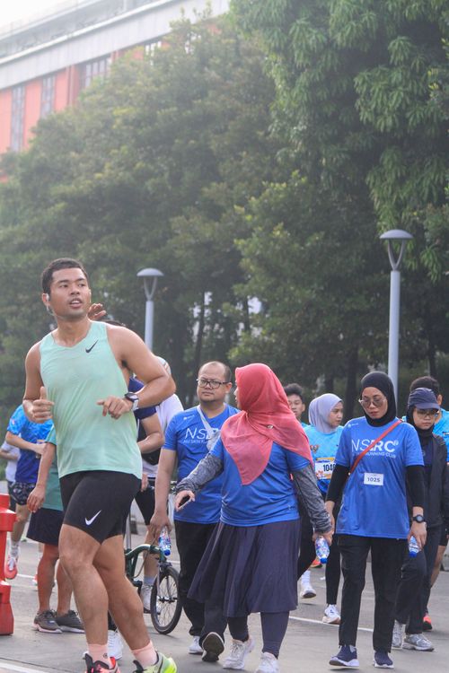 Race photo from NU SKIN RUNNING CLUB