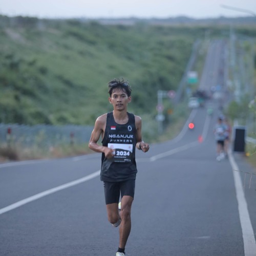 Race photo from KEDIRI HALF MARATHON 2026