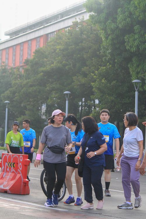 Race photo from NU SKIN RUNNING CLUB