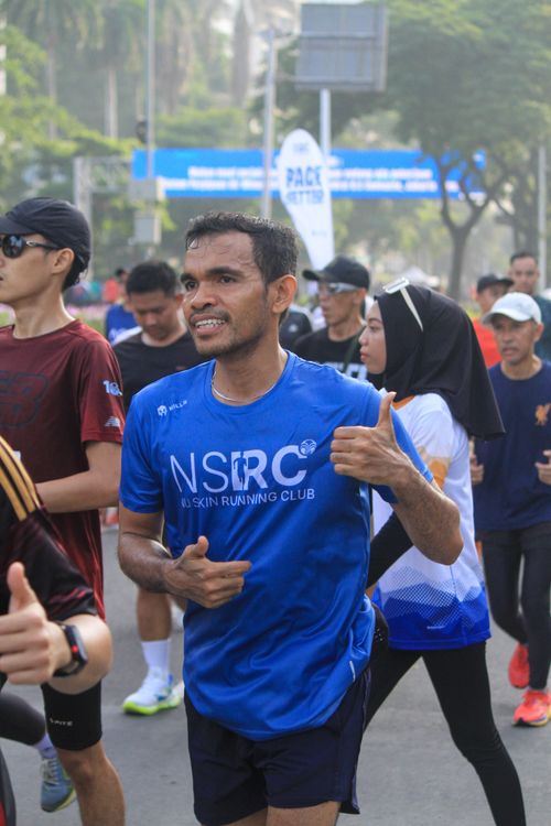 Race photo from NU SKIN RUNNING CLUB