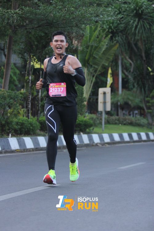 Race photo from Isoplus Run 2024 Surabaya