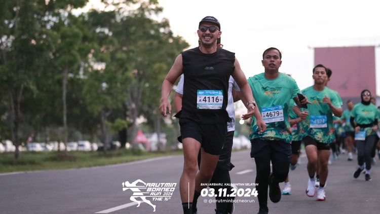 Race photo from Arutmin Borneo Run 2024