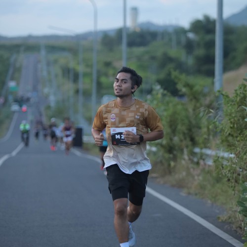 Race photo from KEDIRI HALF MARATHON 2026