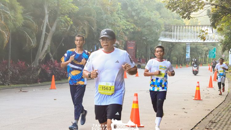 Race photo from Taman Budaya x BOGORUN 2025