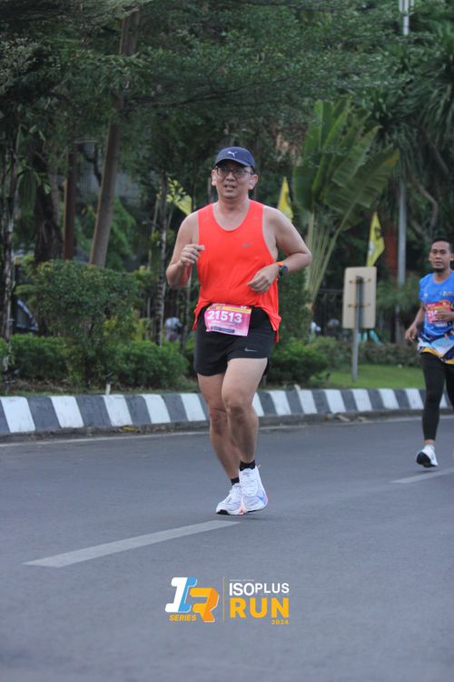 Race photo from Isoplus Run 2024 Surabaya