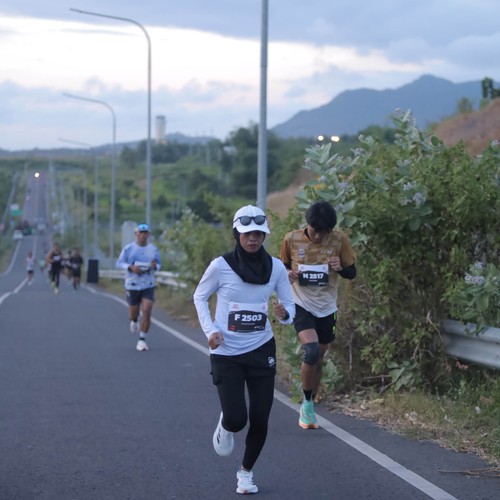 Race photo from KEDIRI HALF MARATHON 2026