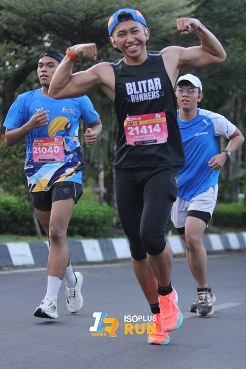 Race photo from Isoplus Run 2024 Surabaya