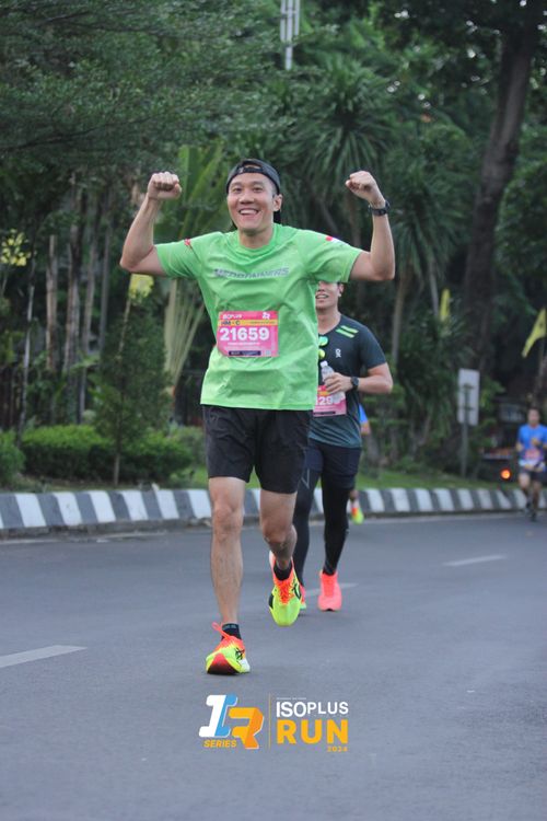 Race photo from Isoplus Run 2024 Surabaya