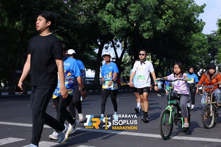 Race photo from SURABAYA ISOPLUS MARATHON 2025