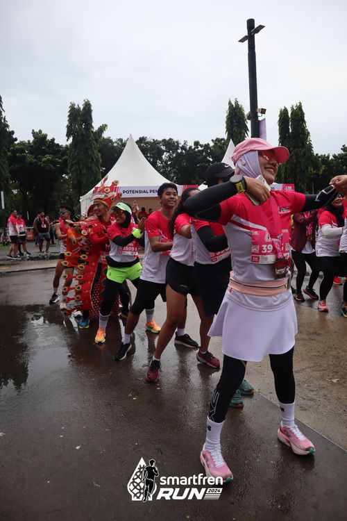 Race photo from Smartfren Run 2024