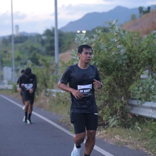 Race photo from KEDIRI HALF MARATHON 2026