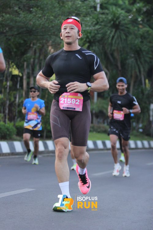 Race photo from Isoplus Run 2024 Surabaya
